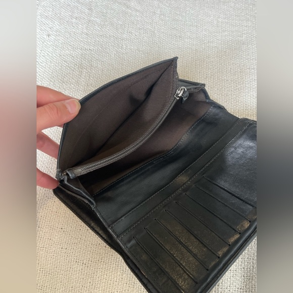 Authentic Chanel Matelassé Black Lambskin Wallet with Added Chain - Picture 8 of 15